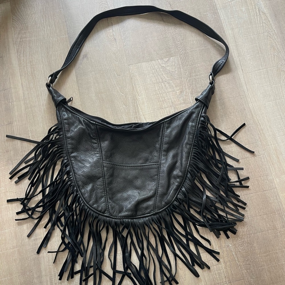 Leather black bag with fringe crossbody